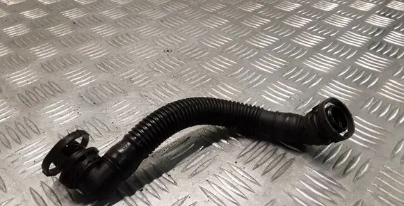 Skoda Octavia Mk2 (1Z) Breather hose/pipe 03L103493AE