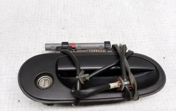 Nissan Almera Tino Front door exterior handle SA830613