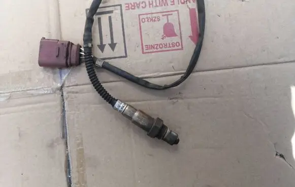 Audi A4 S4 B6 8E 8H Lambda probe sensor 058906265C