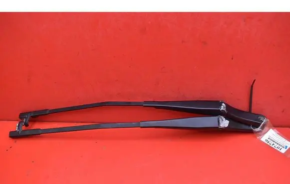 Volkswagen Golf Plus Front wiper blade arm 5M0955410A