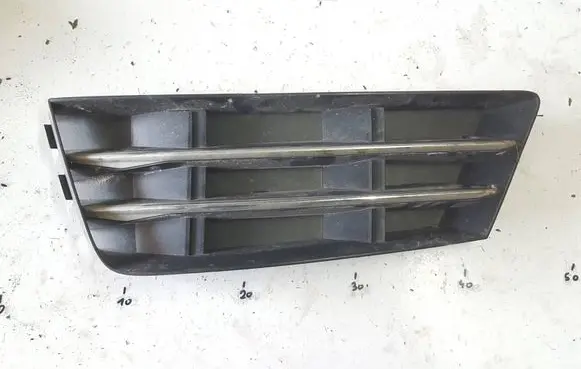 Audi A4 S4 B9 Front bumper lower grill 8W0807681R