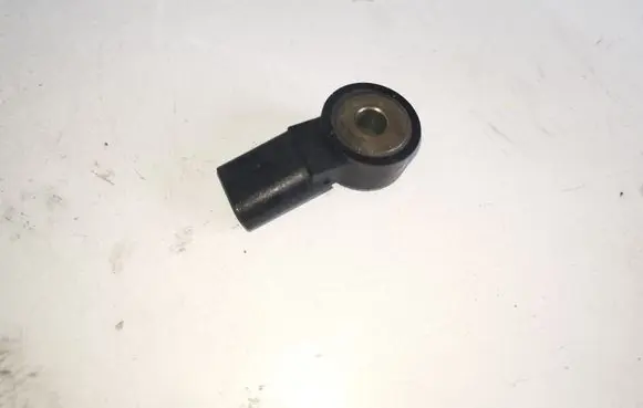 Volkswagen PASSAT B6 Detonation knock sensor 030905377C
