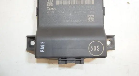 Audi A5 Sportback 8TA Gateway control module 8T0907468R