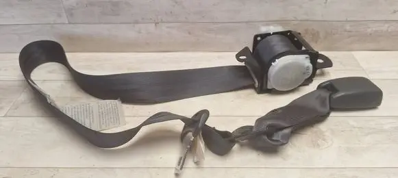 Honda Accord Middle seatbelt (rear) 0432070