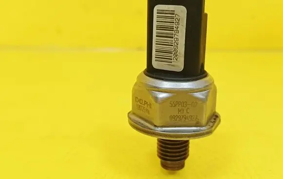 Renault Kangoo I Fuel pressure sensor 93077511A 55PP0302