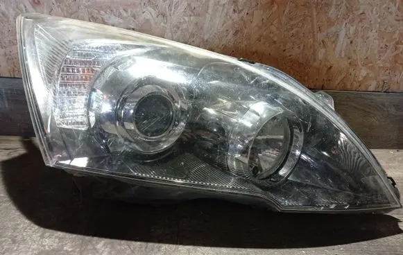 Honda CR-V Headlight/headlamp