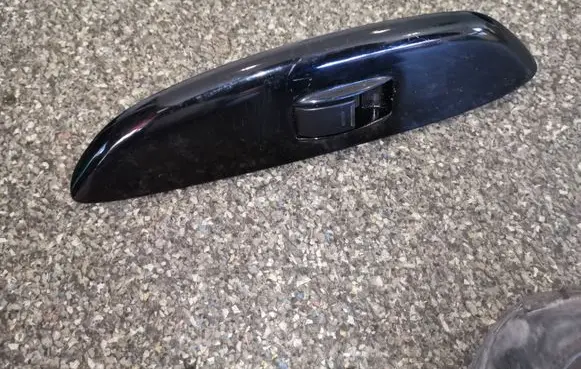 Toyota Yaris Electric window control switch