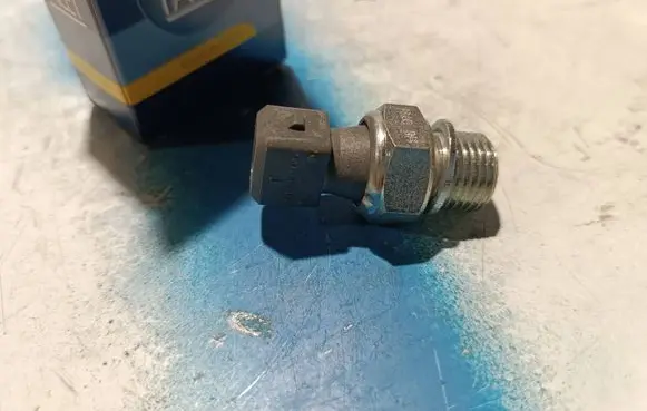 Citroen Berlingo Oil pressure sensor 7.0116
