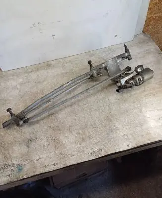 Ford Focus C-MAX Front wiper linkage and motor 3M5117508AA 3M5117504AE 3397020600