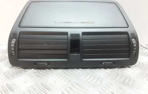 Skoda Octavia Mk2 (1Z) Front trunk storage compartment 1Z0820951