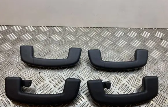 Volkswagen T-Roc A set of handles for the ceiling 2G0857643 2G0857607