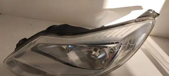 Ford Focus Headlight/headlamp BM5113W030 BM5113D155A