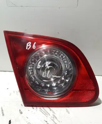 Volkswagen PASSAT B6 Tailgate rear/tail lights 27567004