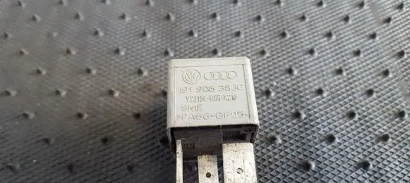 Volkswagen Golf IV Other relay 191906383C V23134-B55-X216