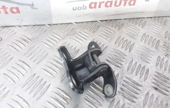 Toyota Corolla Verso AR10 Rear door upper hinge