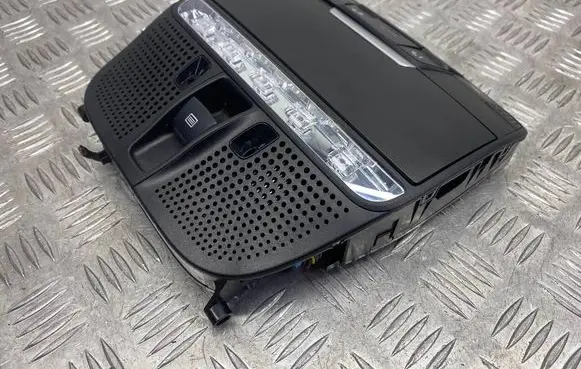 Mercedes-Benz C W205 Front seat light A0009062605 A0008275323