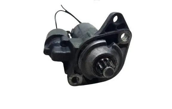 Volkswagen Golf IV Starter motor 0001121006 020911023F