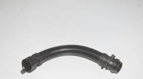 BMW 5 F10 F11 Breather hose/pipe 