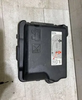 Citroen C3 Fuse box cover 9671924480
