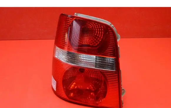 Volkswagen Touran I Rear/tail lights 1T0945095C