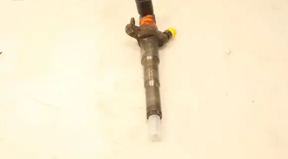 Opel Movano B Fuel injector 166000372R