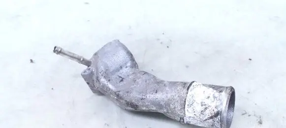 Toyota Avensis T250 Engine coolant pipe/hose