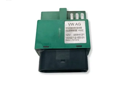 Volkswagen Tiguan Fuel injection pump control unit/module 5N0906093B