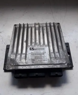 Renault Megane II Engine control unit/module R0410B024D