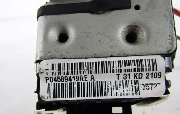 Jeep Patriot Rear door lock p04589419ae