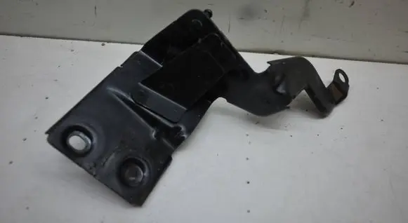 Audi A3 S3 8V ABS pump bracket 5Q1614235
