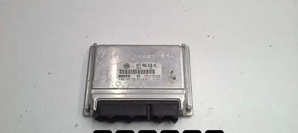 Volkswagen PASSAT B5 Engine control unit/module 0261206508