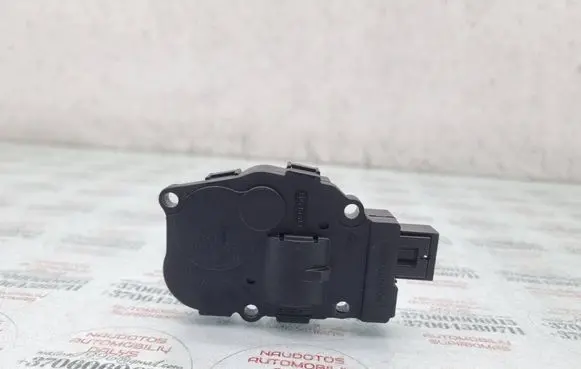 Audi A4 S4 B8 8K Air flap motor/actuator K9749004 13052008