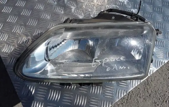 Renault Espace III Headlight/headlamp 89002588