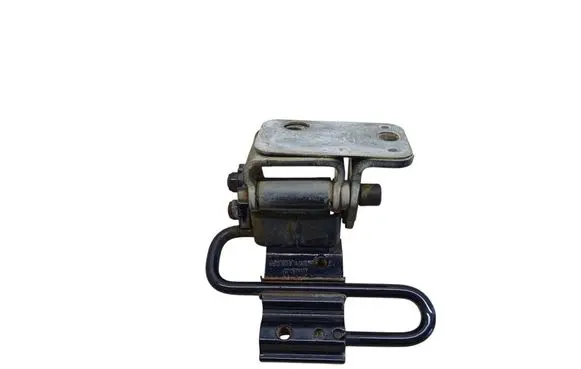 Audi A6 S6 C6 4F Rear door lower hinge 8E0833412E