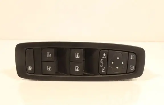 Renault Megane IV Electric window control switch E3243906