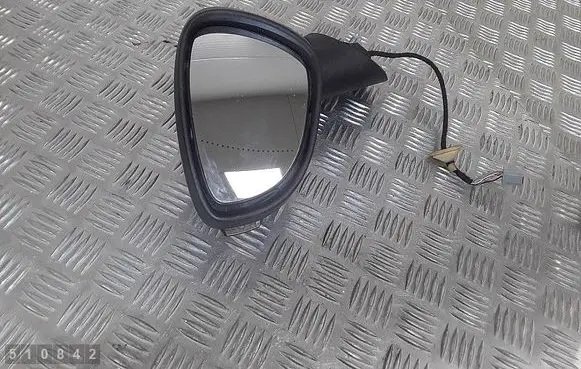 Front door electric wing mirror