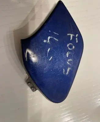 Ford Focus Front tow hook cap/cover 17A989A
