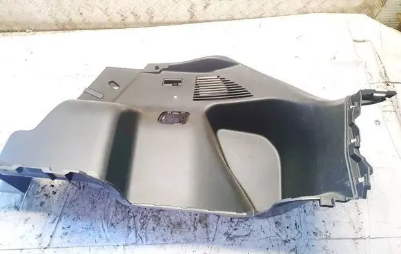 Nissan Leaf I (ZE0) Other trunk/boot trim element 849563nl0a
