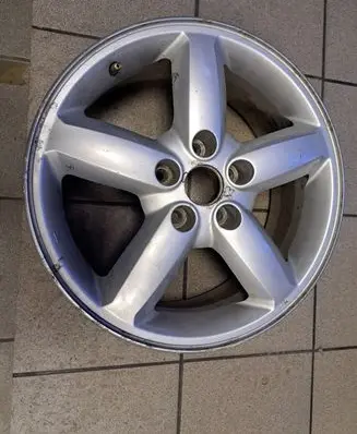 Hyundai Santa Fe R17 alloy rim 529102B170