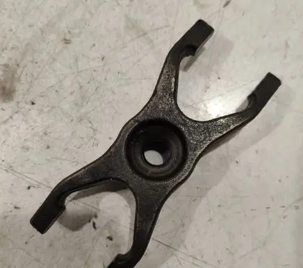 Renault Espace - Grand espace IV Fuel Injector clamp holder