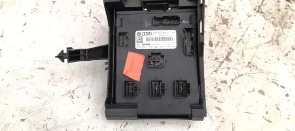 Audi A8 S8 D4 4H Comfort/convenience module 4H0907063D