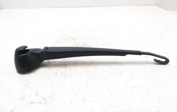 Audi A6 Allroad C5 Rear wiper blade arm 8D9955407A