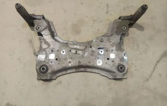 Renault Fluence Front subframe 