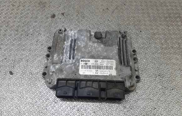 Nissan Primera Engine control unit/module 0281011645