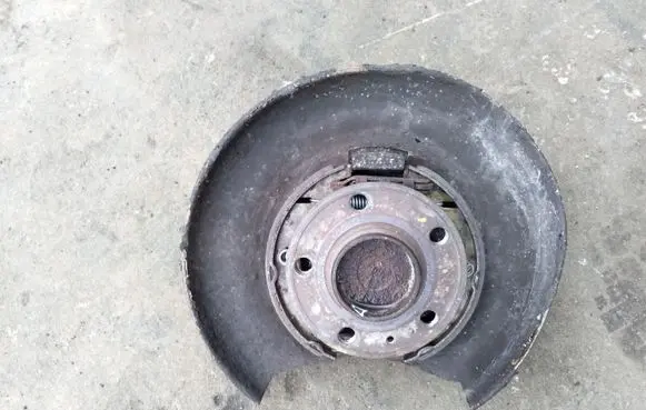 Volvo S60 Rear wheel hub spindle/knuckle 