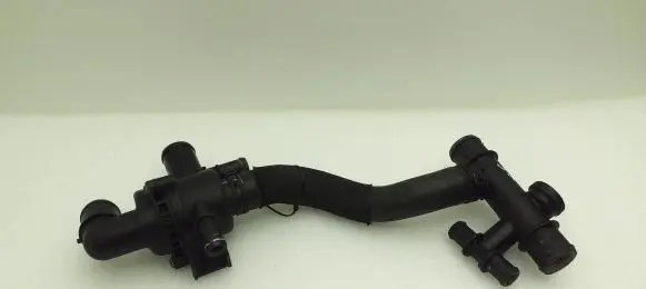 Thermostat/thermostat housing