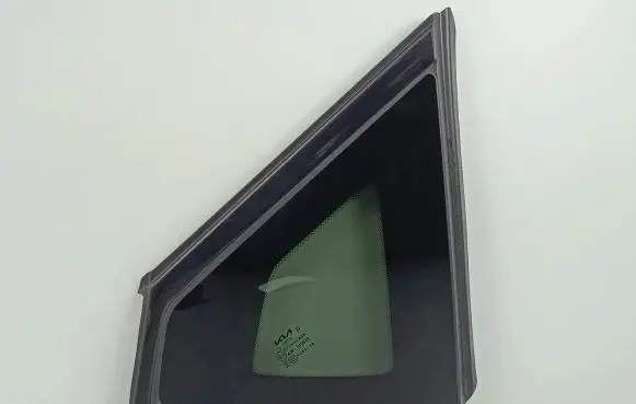 KIA EV6 Rear side window