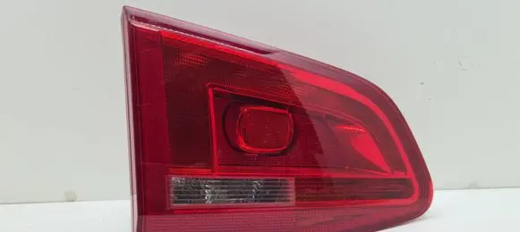 Volkswagen Sharan Tailgate rear/tail lights 7N0945093J