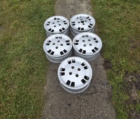 Ford Sierra R14 alloy rim 89BB-AA 89BB-1007-AA 89BB1007AA