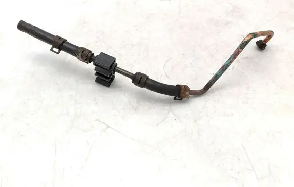 KIA Carnival Fuel line pipe
